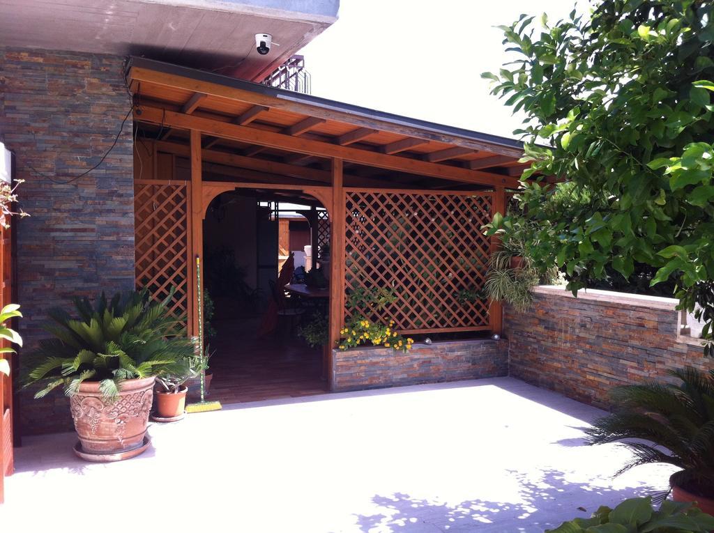 Bed and Breakfast Ciao Ciao Roma Екстер'єр фото